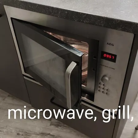 Happy Laime Studio, Self Check-in-24-7, A-c, Parking-in-the-underground-garage Apartment