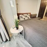 Apartment Happy Laime Studio, Self Check-in-24-7, A-c, Parking-in-the-underground-garage *